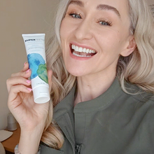 Load image into Gallery viewer, Whitening Nano-Hydroxyapatite Prebiotic Toothpaste - Peppermint
